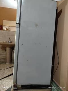 dawlance refrigerator for sale in good condition