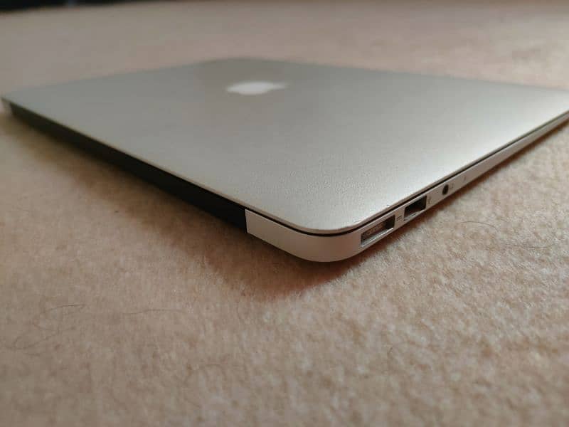 MacBook Air Mid 2012 3
