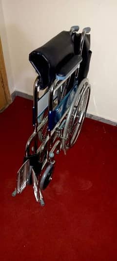 selling wheel chair only 18000 0