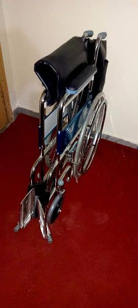 selling wheel chair only 18000 0