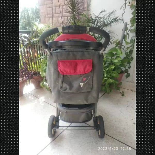 Baby stroller (pierre cardin) 5