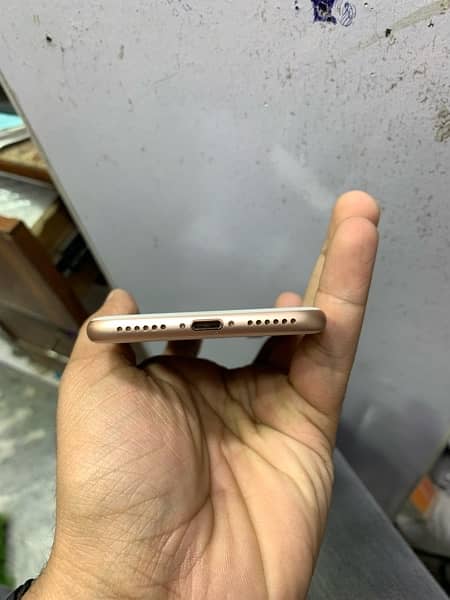 IPhone 8 64 gb factory unlock 1
