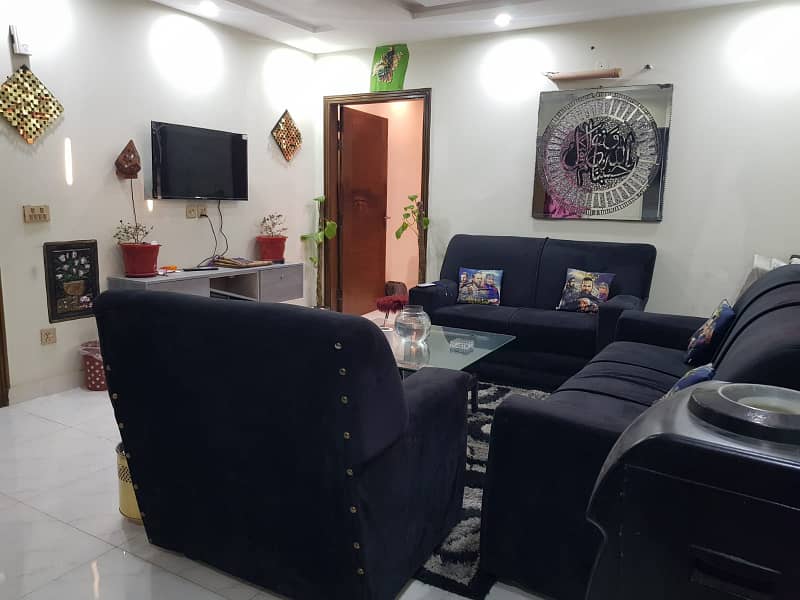 Furnish laxry apartment facing Eiffal bahria town lahore par day weekly available for rent 1