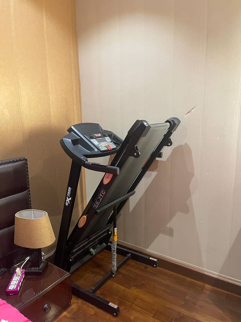 Oxygen Fitness Treadmill 1.5 HP SK-21C (Excellent Condition) 6