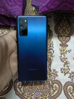 urgent sell samsung s20fe with box non pta burn in screen