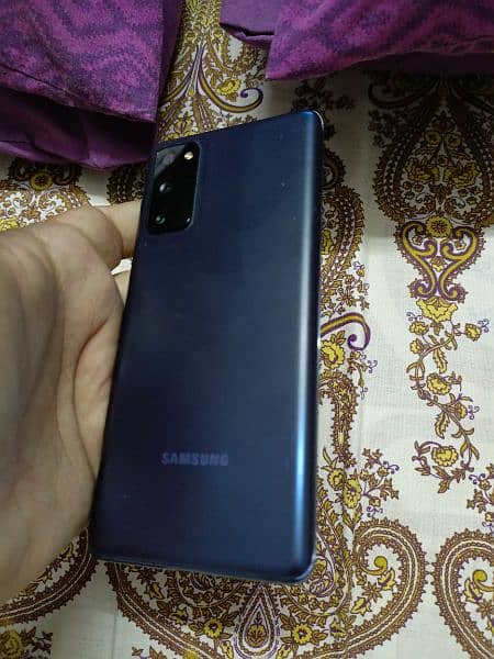 urgent sell samsung s20fe with box non pta burn in screen 1