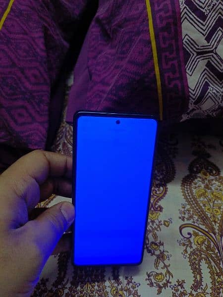 urgent sell samsung s20fe with box non pta burn in screen 8