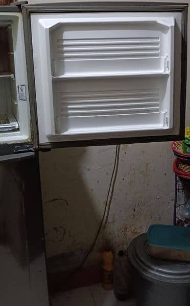 Dawlance Metallic Gray refrigerator 2