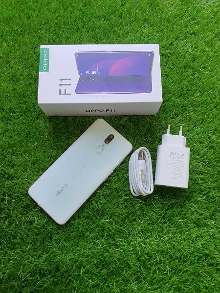 Oppo F11 8/256Gb, Vivo Y17 8Gb 256Gb Dual sim ( 5000 Mah batter) 10/10 2