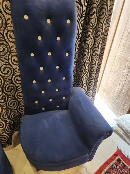 new sofa set navy blue colour in new condition 2