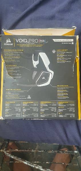 Corsair void Pro wireless  RGb gaming headphones 1