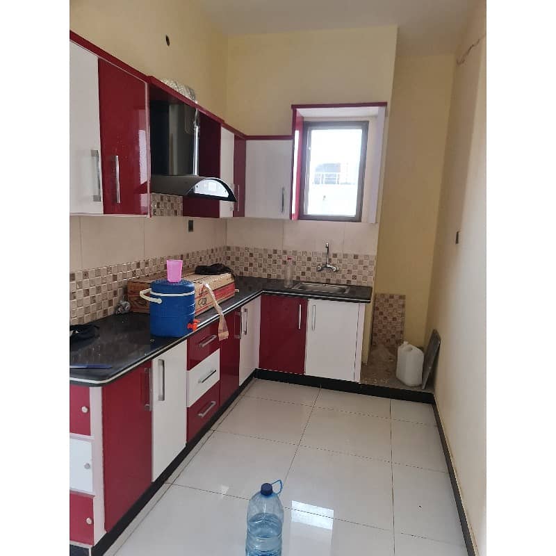 Brand New 3 Bed DD 1500 Sq Ft Portion 2nd Floor With R 3 Bed Dd 2nd Floor With Parking 0