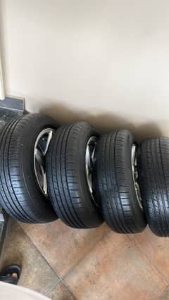 Honda City tyre 185/65R with Alloy Rims