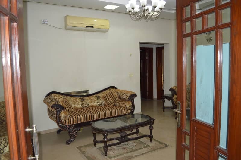 DHA Phase 4 1kanal Fully Furnished Upper Portion Lower Portion Lack For Rent 1