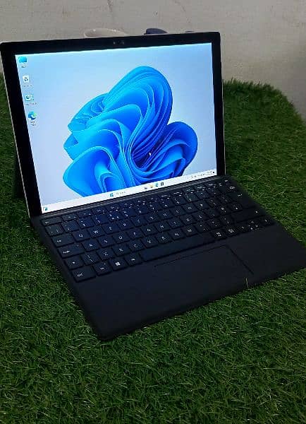Surface Pro 5 i7 16GB 256GB Good Condition 2K Touch Display 1