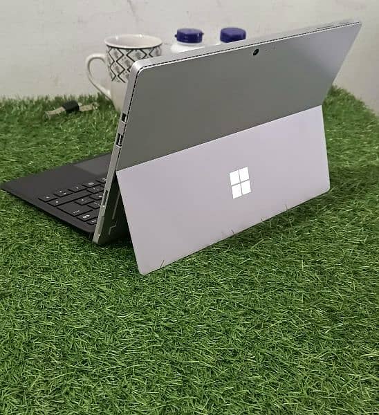 Surface Pro 5 i7 16GB 256GB Good Condition 2K Touch Display 4