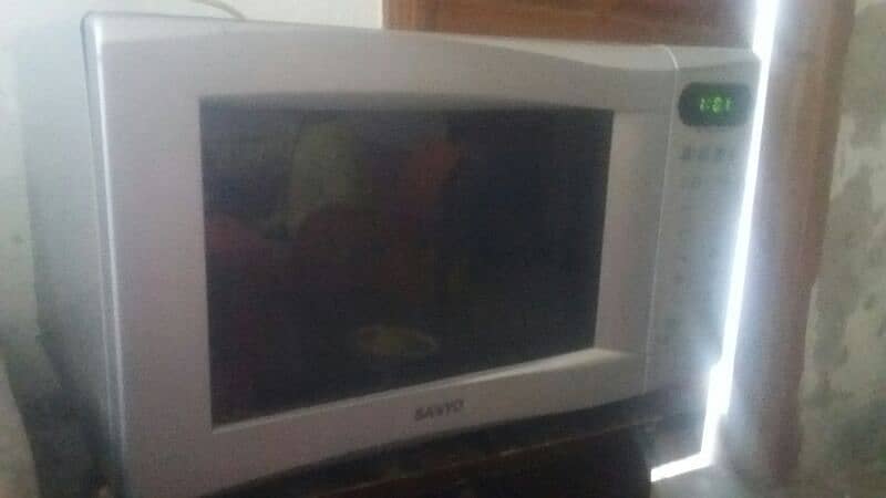 sanyo japani oven microwave plus grilled oven 0