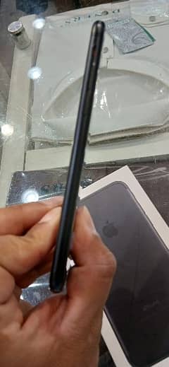 iPhone 7 Black 128GB PTA Approved
