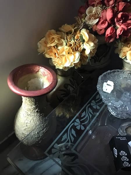 set of two floor vases 1