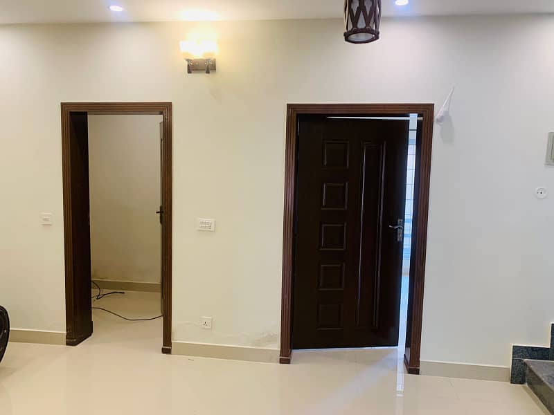Brand New 5 Marla Single Unit House, 3 Bed Room With attached Bath, Drawing Dinning, Kitchen, T. V Lounge Servant Quater 14