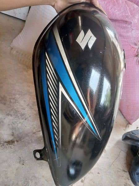 GS 150 Fuel tank and Side covers / tanki or tape 2017 5