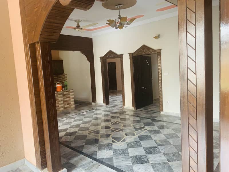 7 marla house for sale near khayaban e jinah Muhammadi colony 2