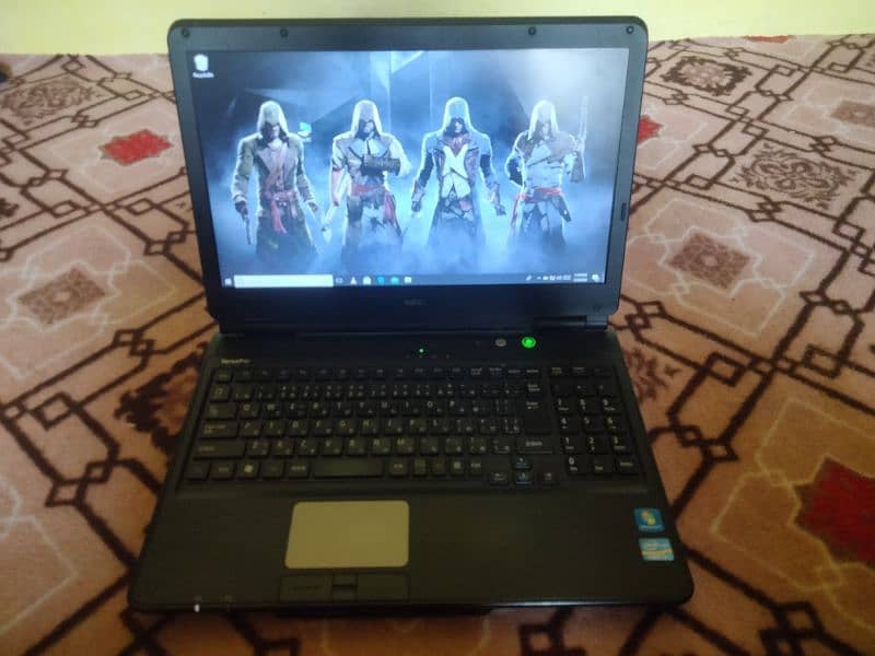 I3 2 generation. 2gb ram 160gb hard best laptop 0