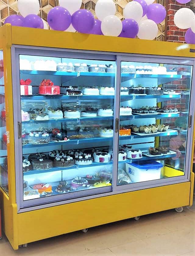 cake chiller/ bakery hotcase/ sweet counter / biscuit counter 8