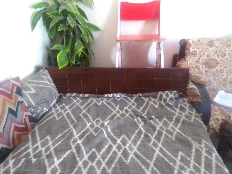 single bed with mattress urgent for sale for call 03115389839 0