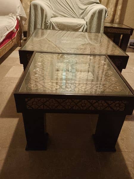 Set of 3 Tables for drawing room, 1