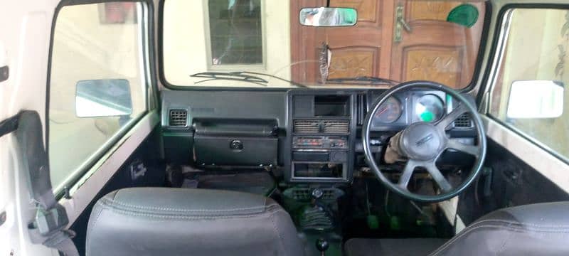 pothar jeep 2000model Rawalpindi ka number 03024201959 is number par 4