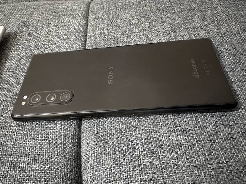 sony xperia 5 6GB 64 GB pta approved 0