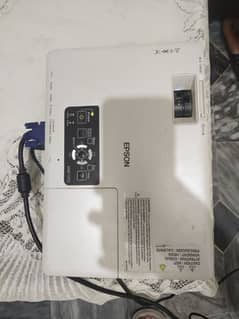 Epson EMP-1715 project in good condition