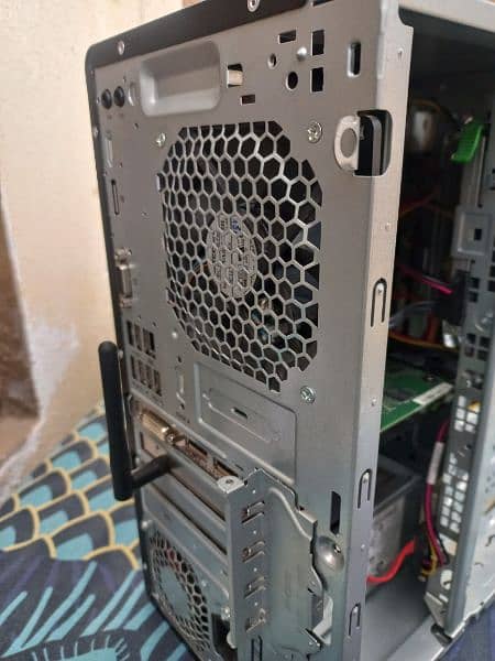 HP prodesk 400 g4 i7-7th microtower 4