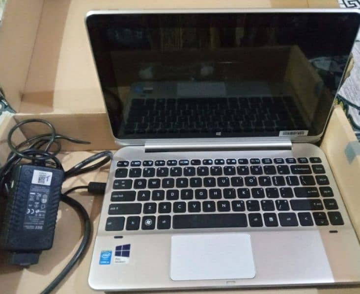 Haier touch and tab laptop with Box 0