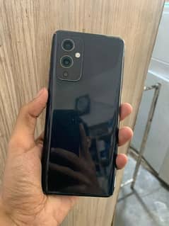 oneplus 9.5g. 12+4 Gb 256 GB memory condition 10 by 10