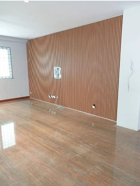 laminate Wood floor Pvc floor  SPC floor available in reasonable price 2