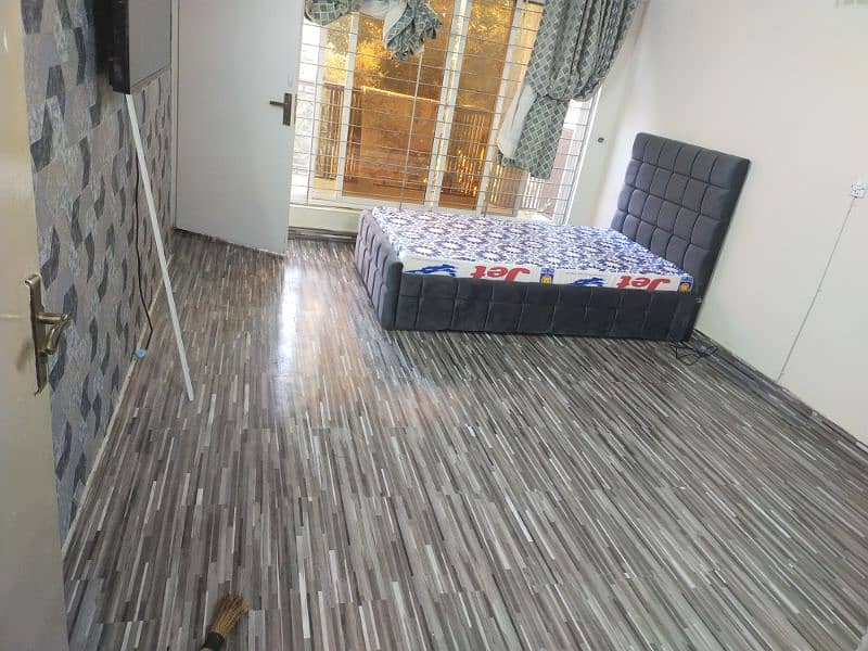 laminate Wood floor Pvc floor  SPC floor available in reasonable price 13