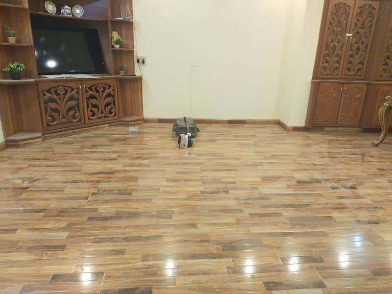 laminate Wood floor Pvc floor  SPC floor available in reasonable price 17