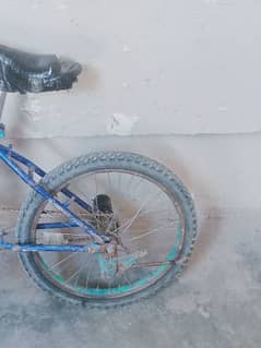 used bicycle 0