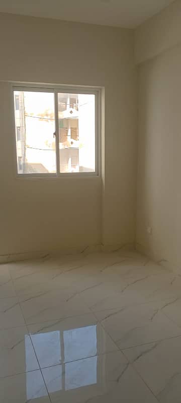 Apartment for sale 2 bed rooms 2nd floor brand new 950 aqft 5