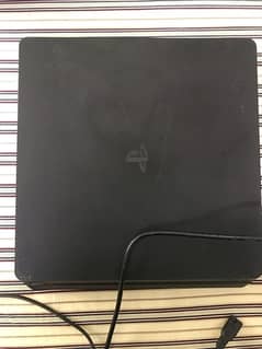 PS4 slim 0