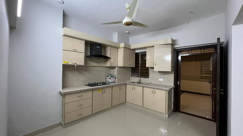 2 Bd Dd Flat for Rent in Brand new Apartment of City Tower 2