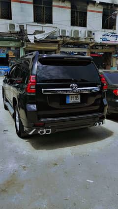 Land Cruiser V8 For Rent in Islamabad, Prado Revo Rent A Car Islamabad