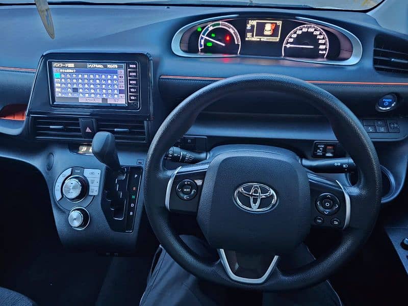 Toyota Sienta Hybrid G 2019 / 24, total genuine, 4 grade, sliding door 1