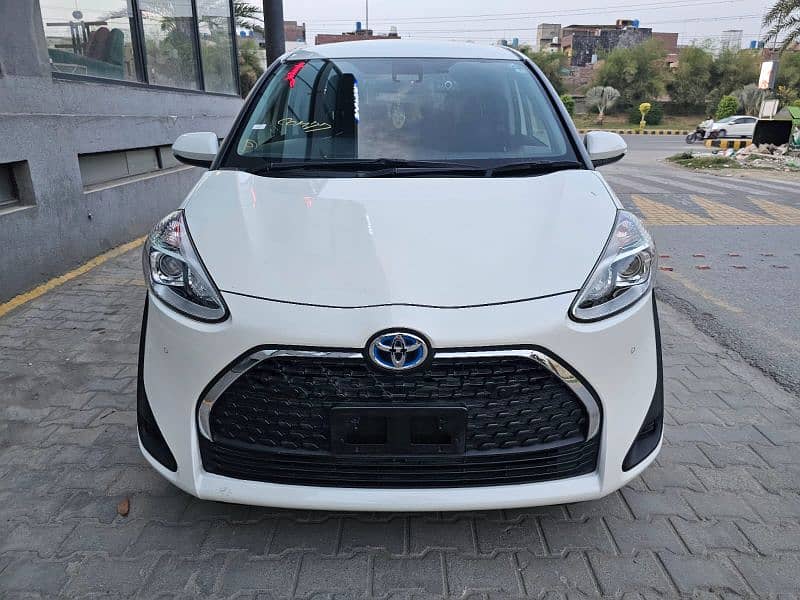 Toyota Sienta Hybrid G 2019 / 24, total genuine, 4 grade, sliding door 2