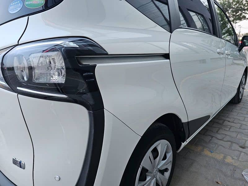 Toyota Sienta Hybrid G 2019 / 24, total genuine, 4 grade, sliding door 7