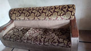 sofa set combed urgent sale 03032763719
