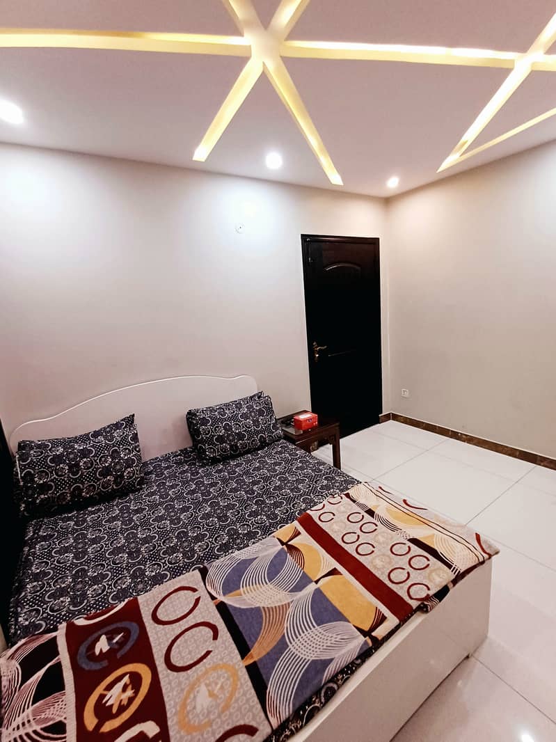 Luxury Independent room available for Rent on daily basis 5