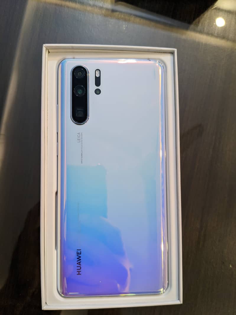 Huawei P30 Pro, 128 Gb 10/10 scratch less, Non PTA, Sim time available 0